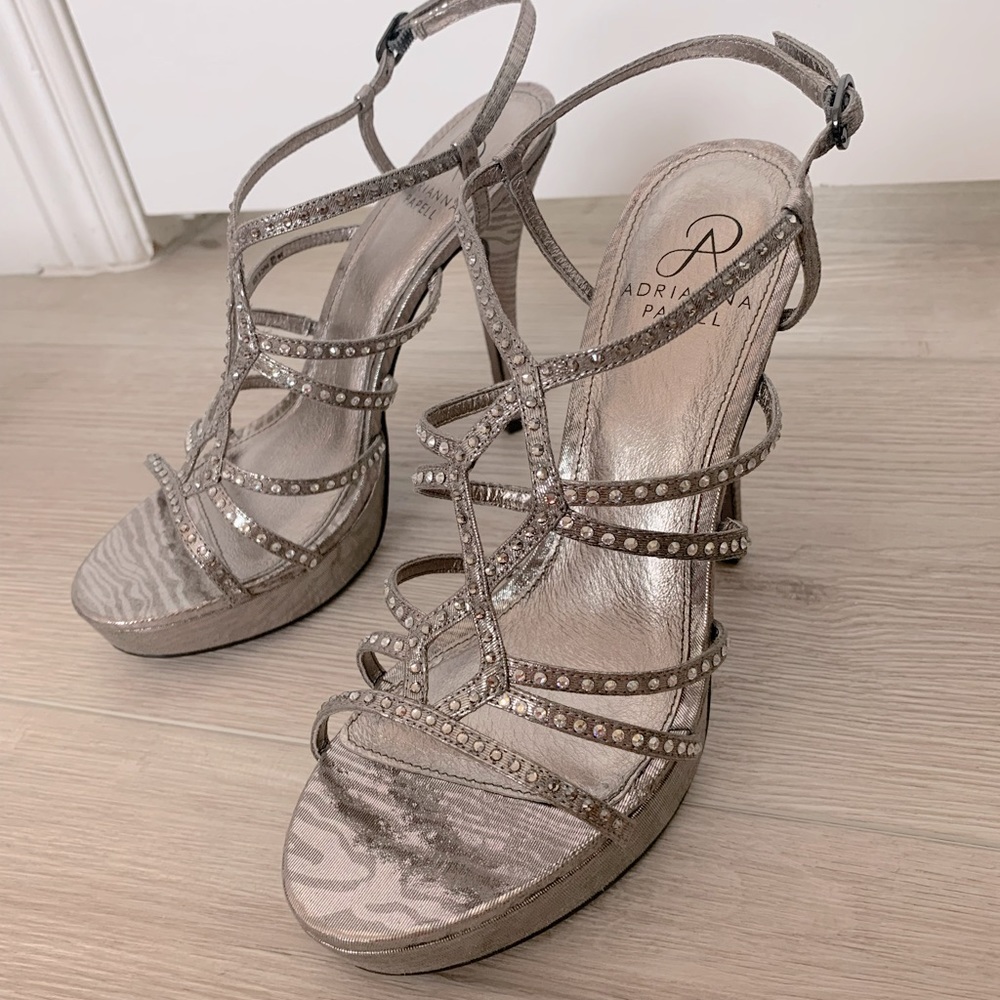Adrianna Papell Silver Heels - New